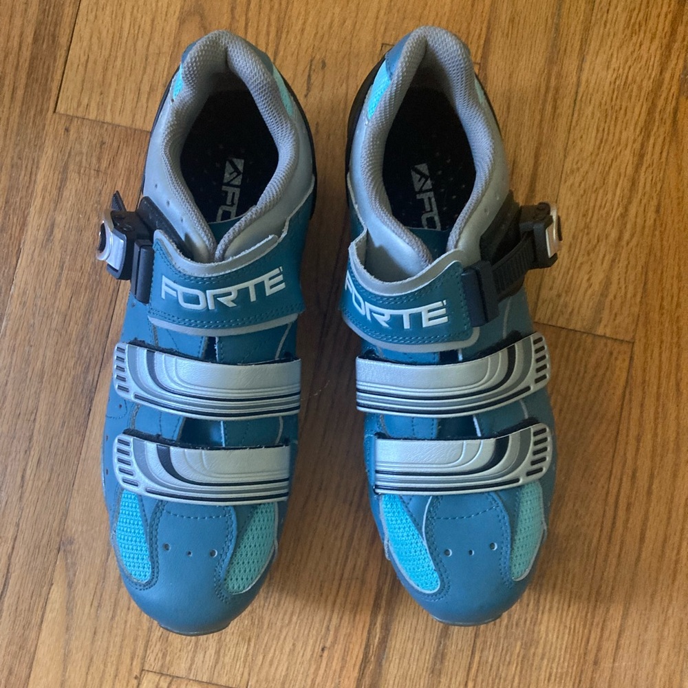Spin shoes in good shape!